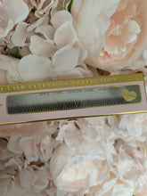 Load image into Gallery viewer, RIBBON LASH STARTER KIT